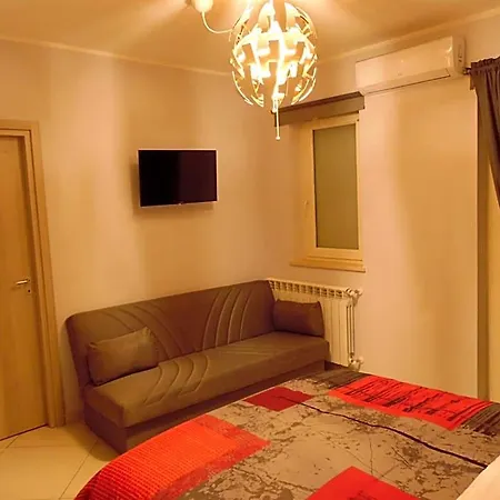 Bed & Breakfast White One