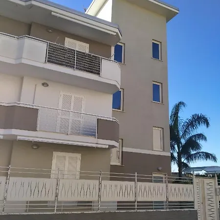 ベッド・アンド・ブレックファスト White One San Prisco