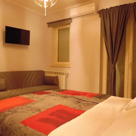 White One ベッド・アンド・ブレックファスト